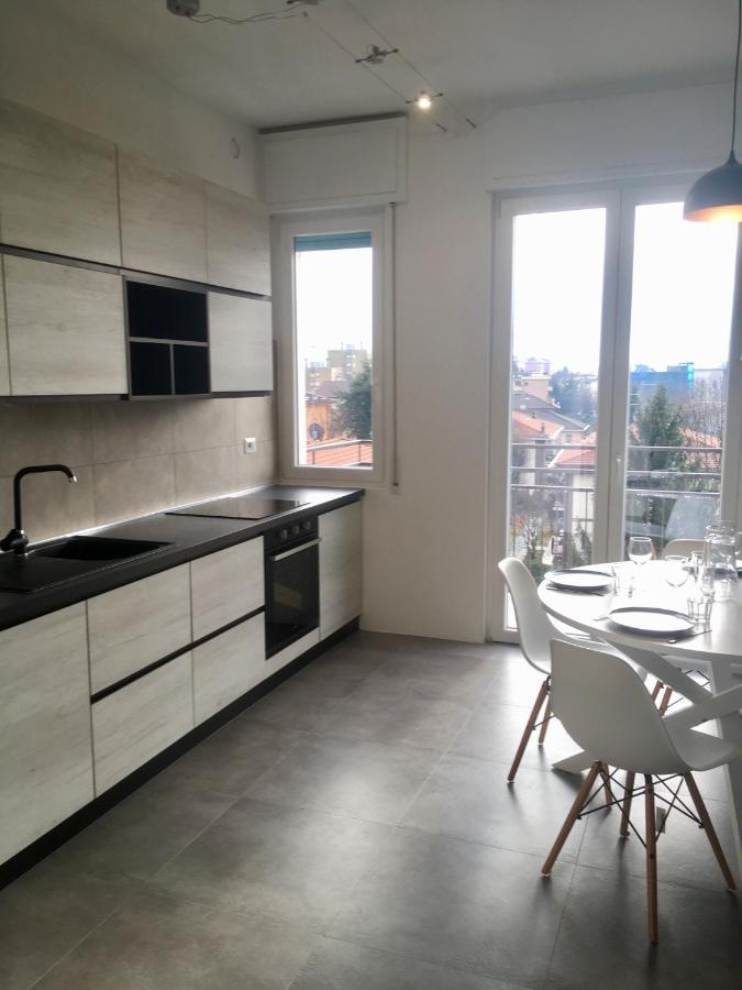CaseOspitali - CASA LUMIERE bilo panoramico e luminoso - piano 3 NO ascensore Cernusco Sul Naviglio Esterno foto